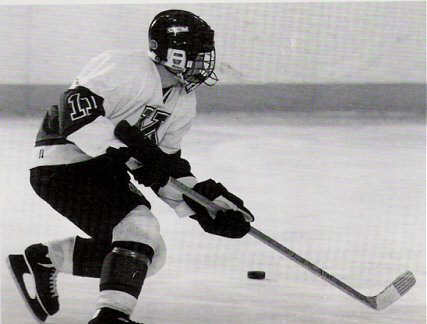 buckleyericskate.jpg (27780 bytes)