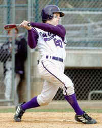 fadnessnolanbbswing.jpg (28783 bytes)