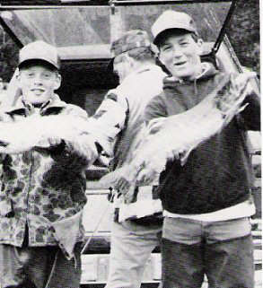 froehles&fish.jpg (33011 bytes)