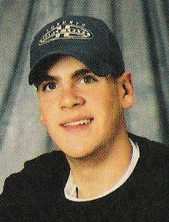 gonzalez.jpg (27423 bytes)